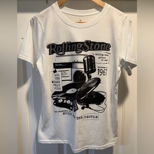 NWOT 💥 Rolling Stone Graphic Tee Medium Music Culture Cassette Vinyl Shirt